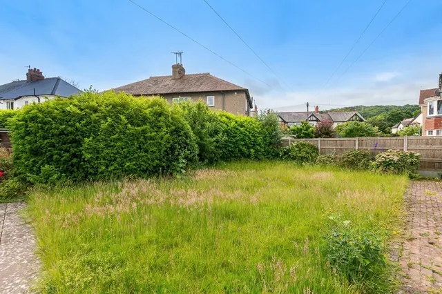 Broadway, Rhos on Sea, LL28, photo 3
