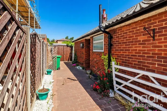 Walpole Road, Slough, SL1, photo 2