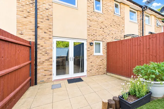 Tay Road, Tilehurst, RG30, photo 3
