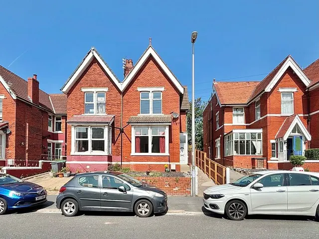Reads Avenue, Blackpool, Lancashire, FY1, photo 1