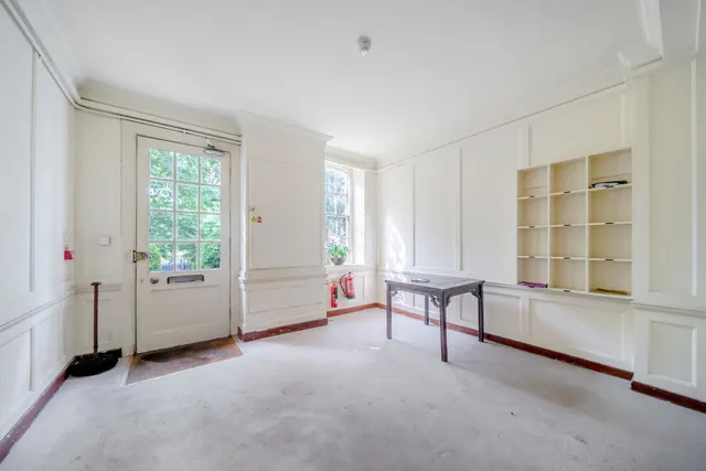 Clapham Common North Side, Clapham, SW4, photo 3