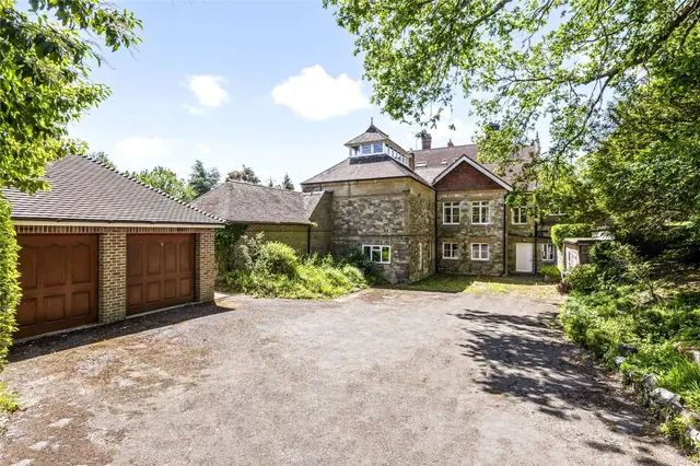 Wall Hill Road, Ashurst Wood, East Grinstead, East Sussex, RH19 3TQ, photo 1