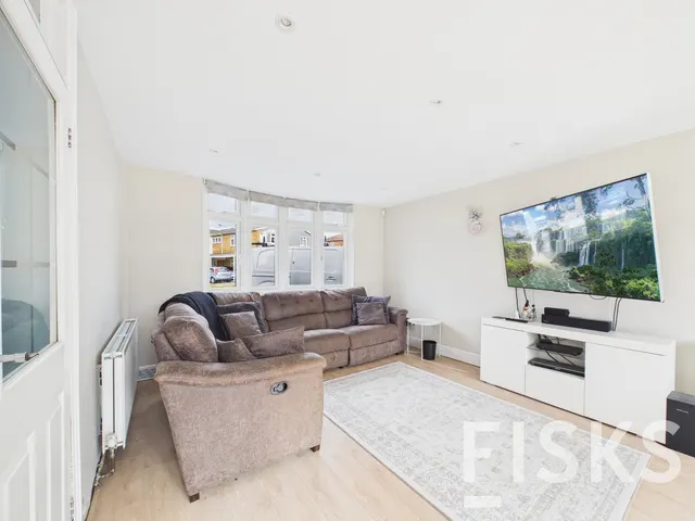 Linden Leas, Benfleet, SS7, photo 3