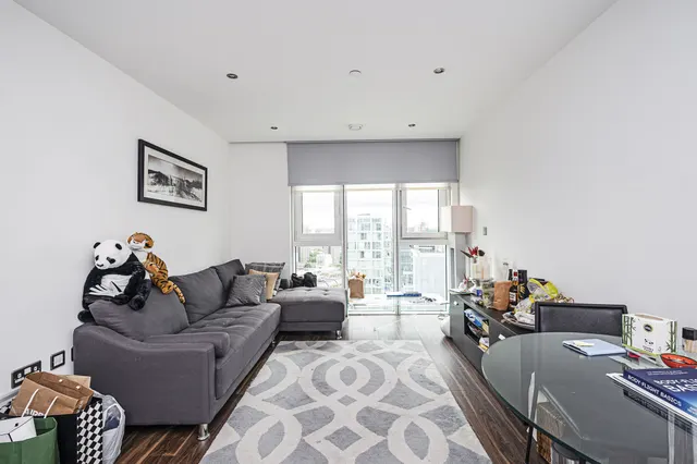 Photo 2 — Apartment 2206, Altitude Point, 71 Alie Street, London