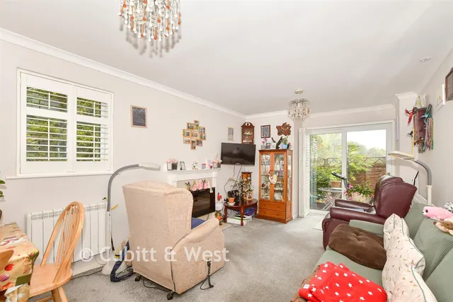 Balcombe Road, Haywards Heath, RH16, photo 2