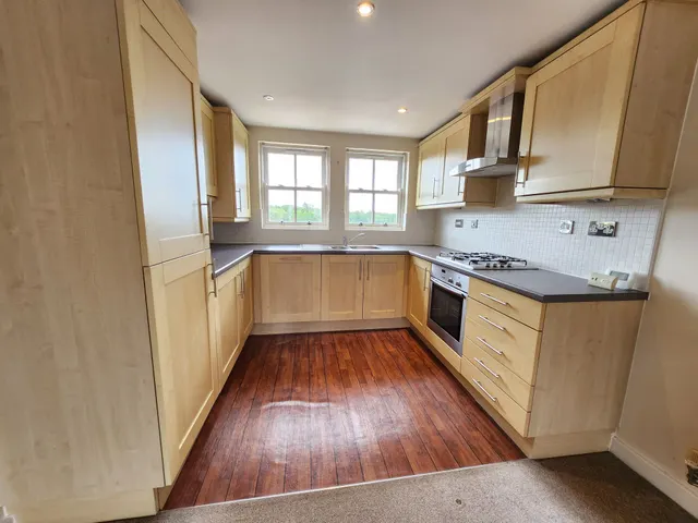 Jodrell Drive, Warrington, photo 3