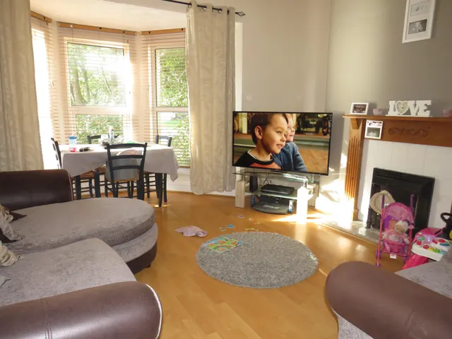 Alexandra Road, Available Now!, PL4, photo 3