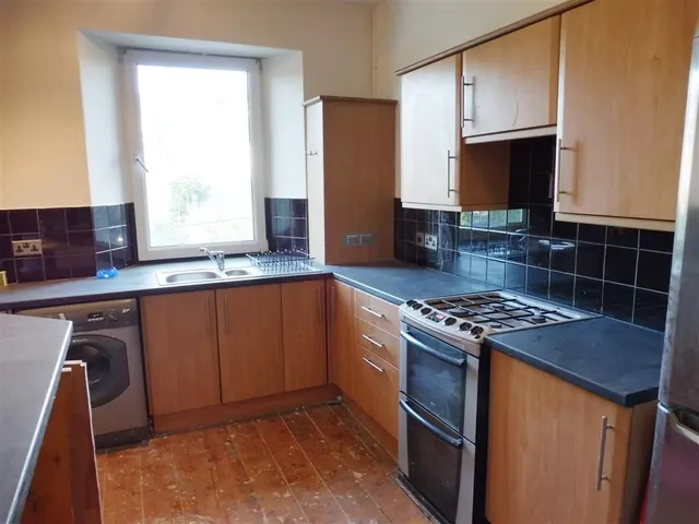 Alexandra Road, Available Now!, PL4, photo 2
