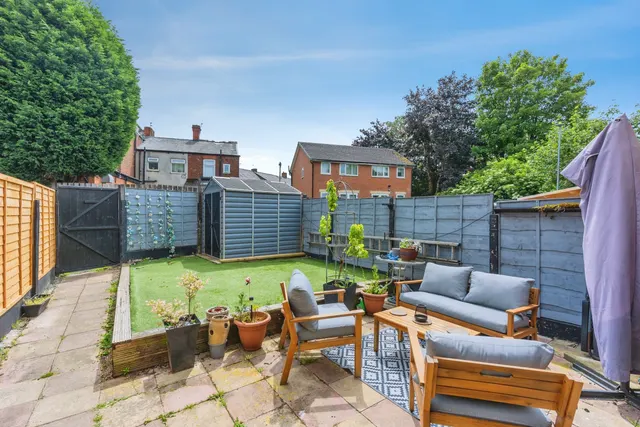 Parry Walk, Ashton-Under-Lyne, OL6, photo 2