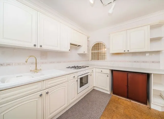 Acre Road, Kingston Upon Thames, KT2, photo 3