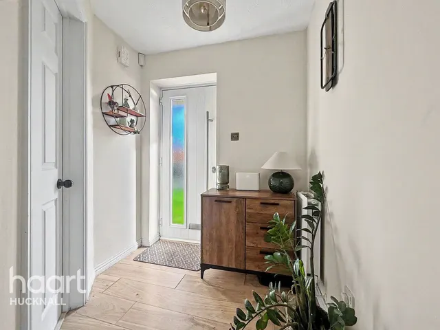 Sussex Close, Nottingham, NG16, photo 2