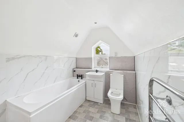 Photo 3 — Ash Lea Grange, 1 Half Edge Lane, Manchester, M30