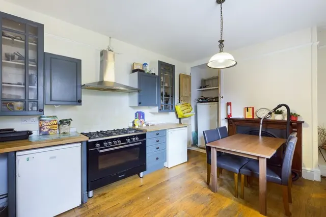 Abington Avenue, Northampton, NN1, photo 2