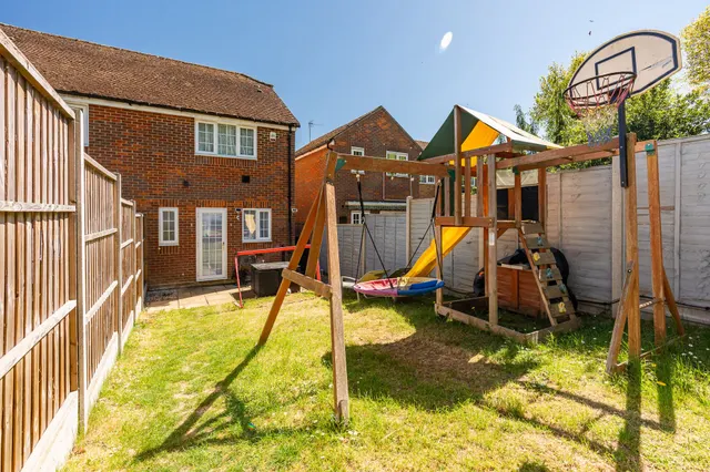 Photo 3 — Lunardi Court, Puckeridge, Ware, SG11 1UT
