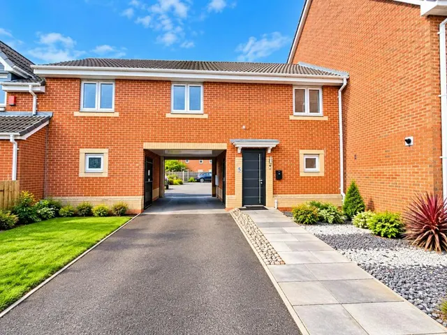 Holly Road, Rowley Regis, B65, photo 1