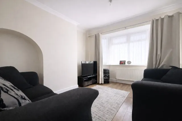 Whitefoot Lane, Bromley, BR1, photo 3