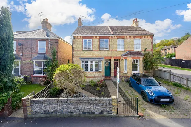 Monson Road, Redhill, RH1, photo 1