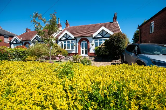 Photo 3 — Countess Lane, Radcliffe, Manchester, M26 3WF