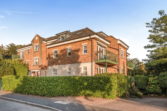 The Ridgeway, Enfield, EN2, photo 1