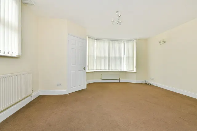 Glenmore Avenue, Plymouth, PL2, photo 3