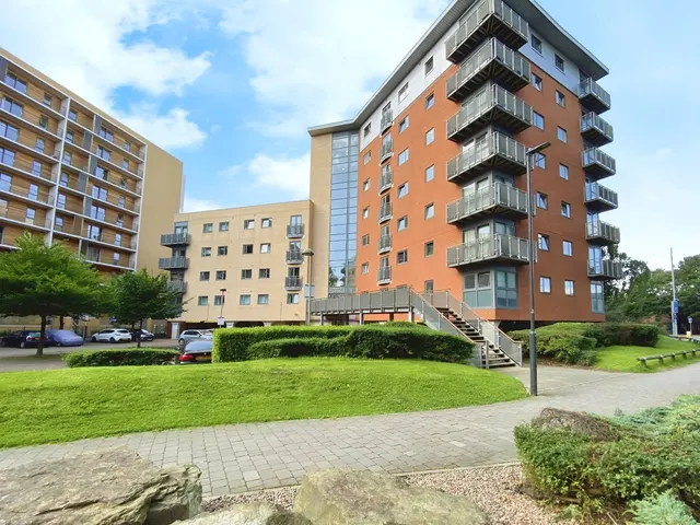 City Walk, Leeds, LS11, photo 1