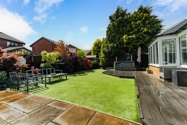 Photo 3 — Burghley Close, Radcliffe, Manchester, M26 3XZ
