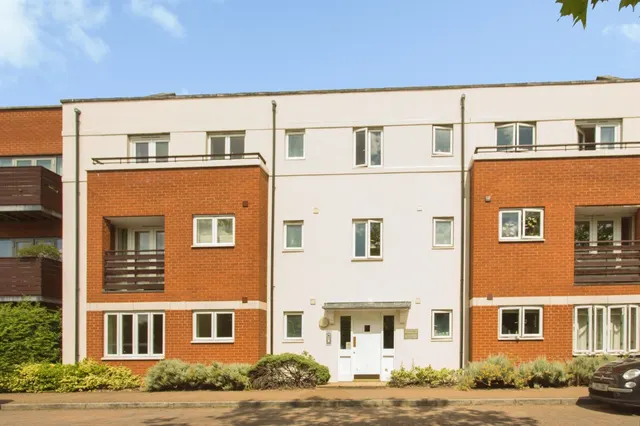 Broad Street, Great Cambourne, Cambridge, photo 1