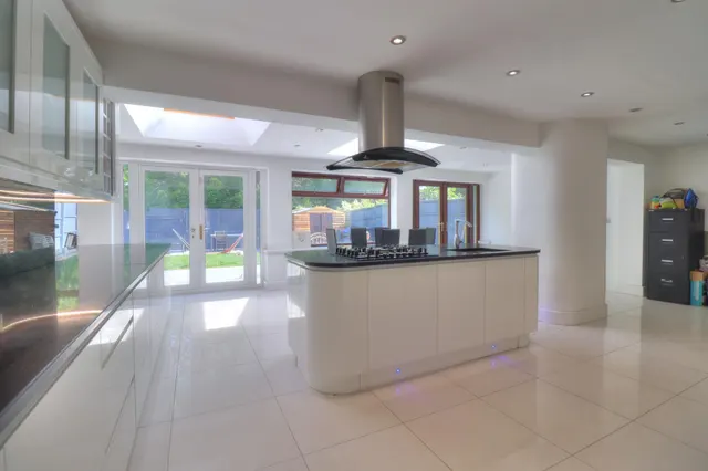 Parkside Close, Leicester, LE4, photo 3