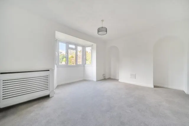 Nell Gwynne Avenue, Ascot, SL5, photo 2