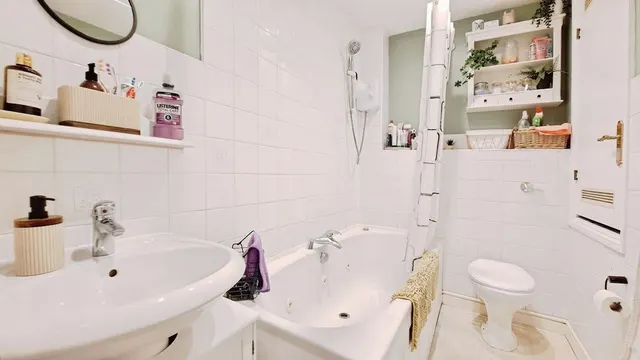 Martingale Close, St. Leonards-on-sea, TN37, photo 3