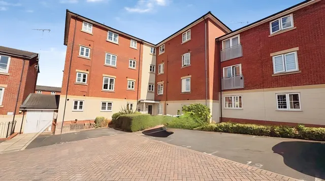 Dixon Close, Redditch, B97 6AJ, photo 1