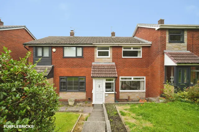 Grosvenor Way, Horwich, BL6, photo 1