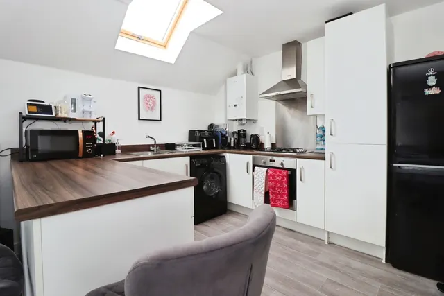 Photo 2 — Dowsell Way, Yate, Bristol, BS37