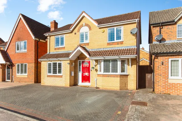 Murrell Close, St. Neots, PE19, photo 1