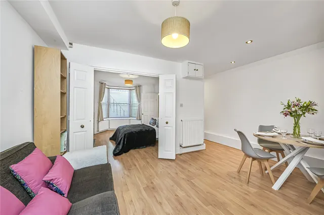 Photo 2 — Hannell Road, London, SW6