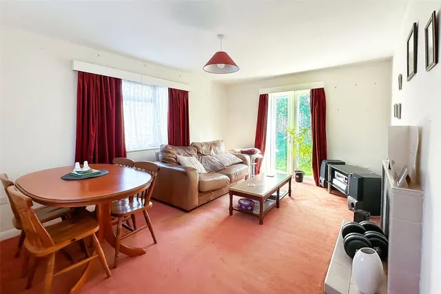 Rustington, Littlehampton, BN16, photo 3