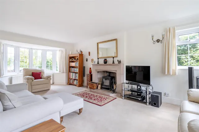 High Street, Great Cheverell, SN10, photo 2