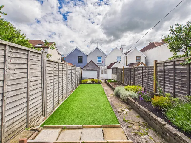 Soundwell Road, Soundwell, BS16, photo 1