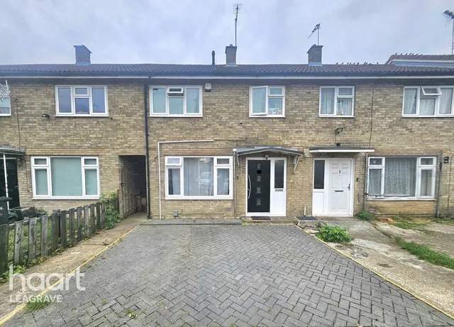 Sycamore Road, Dunstable, LU5, photo 1