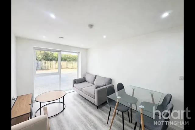 Woodborough Road, Mapperley, NG3, photo 2