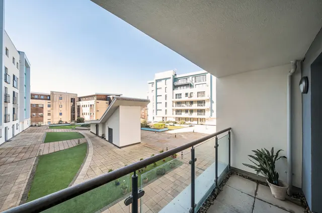 Ocean Way, Ocean Village, SO14, photo 2