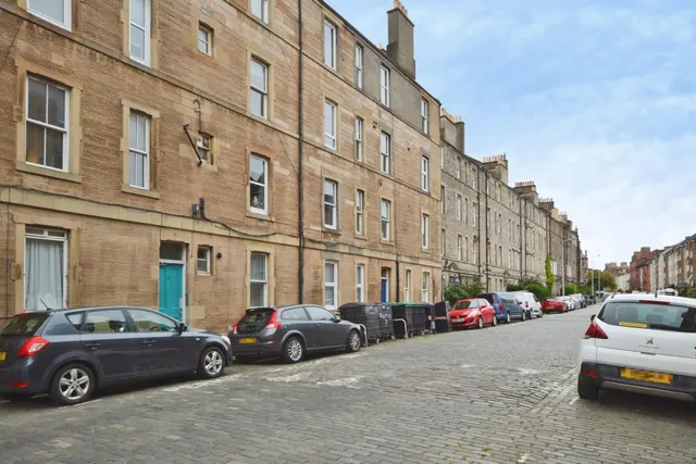 Halmyre Street, Edinburgh, EH6, photo 1
