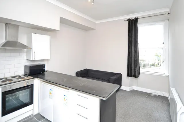 Halmyre Street, Edinburgh, EH6, photo 2