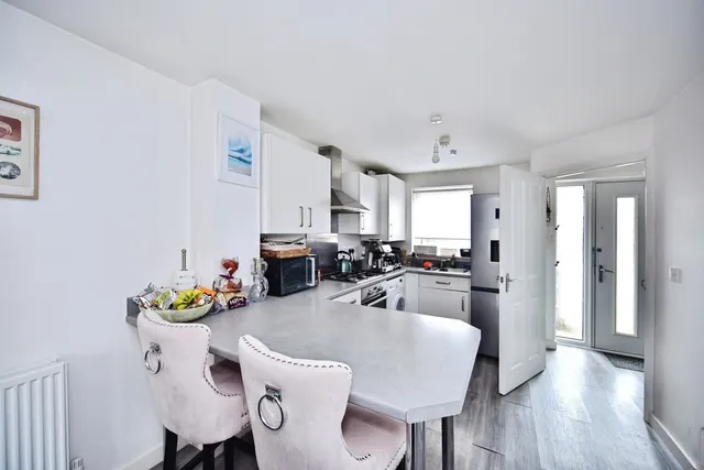 Whatman Drive, Maidstone, ME14, photo 3
