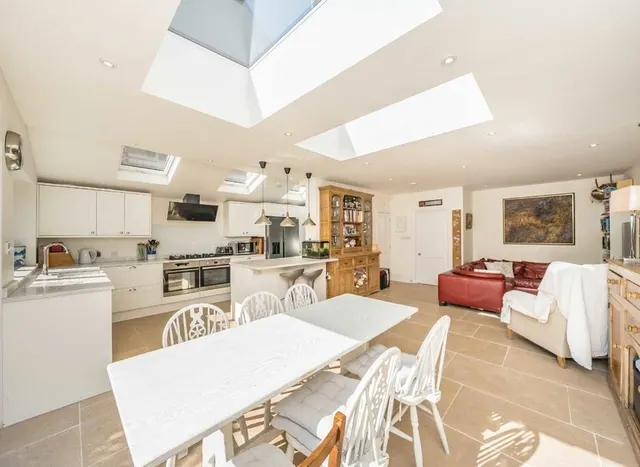 Photo 2 — Hardy Road, Wimbledon, SW19