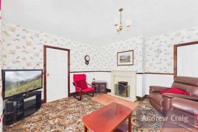Lansbury Gardens, Wardley, NE10, photo 3