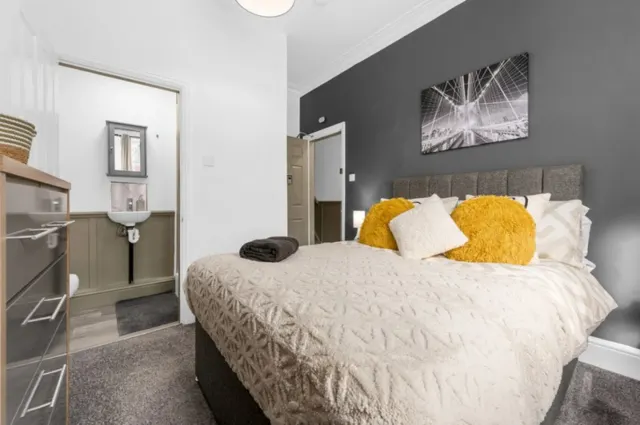 Ruskin Road, Crewe, photo 2