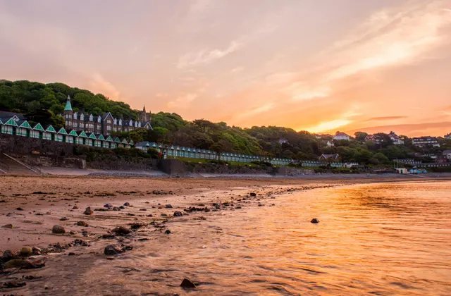Photo 2 — Langland Bay Manor, Langland, Swansea, SA3