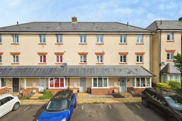Houghton Way, Hellingly, BN27, photo 1
