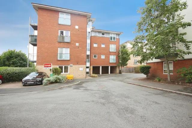 Kempton Drive, Warwick, photo 1